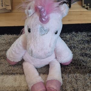 Charming Pink Unicorn Plush with Sparkling Horn